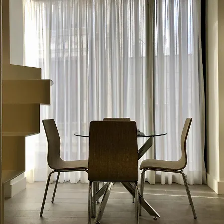 Urbanliving Cisneros